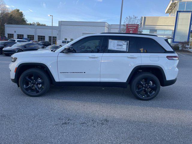 new 2025 Jeep Grand Cherokee car, priced at $44,440