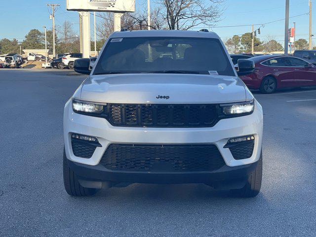 new 2025 Jeep Grand Cherokee car, priced at $44,440