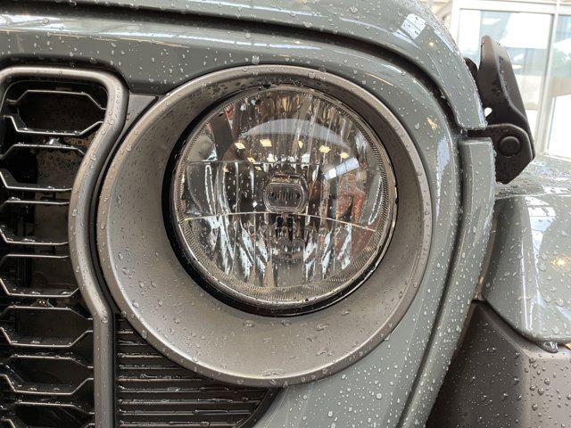 new 2025 Jeep Gladiator car, priced at $47,863