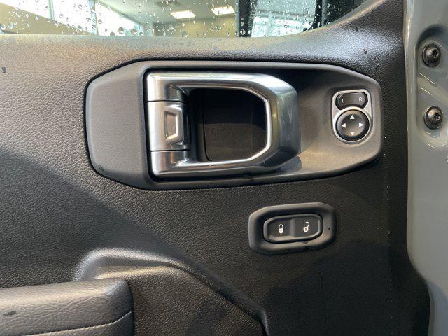 new 2025 Jeep Gladiator car, priced at $47,863