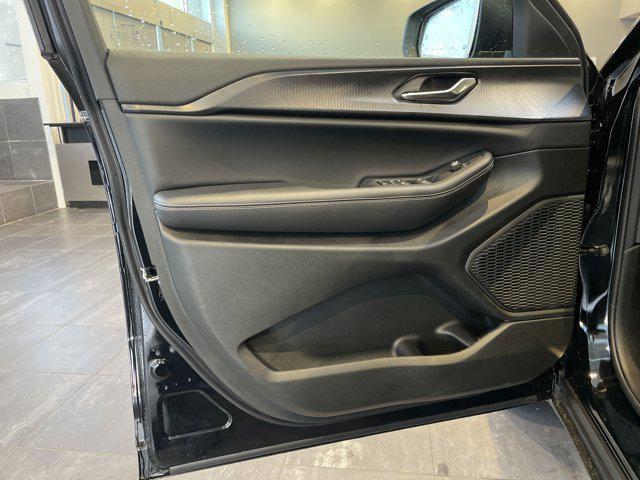 new 2025 Jeep Grand Cherokee car, priced at $38,603