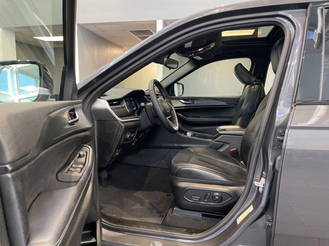 used 2024 Jeep Grand Cherokee car, priced at $31,283