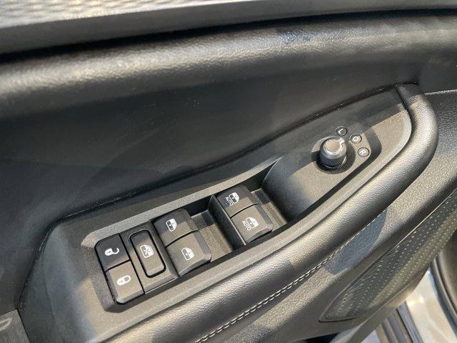 used 2024 Jeep Grand Cherokee car, priced at $31,283