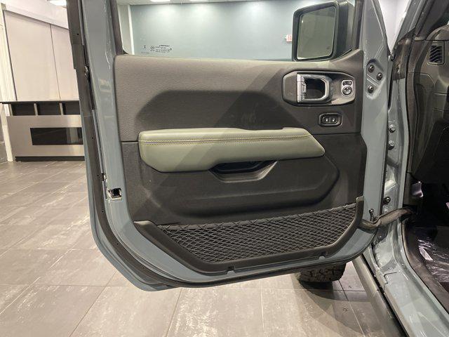 new 2025 Jeep Gladiator car, priced at $55,190