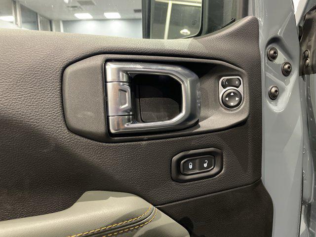 new 2025 Jeep Gladiator car, priced at $55,190