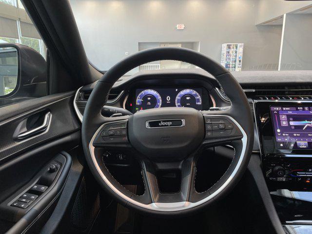new 2025 Jeep Grand Cherokee L car, priced at $42,179