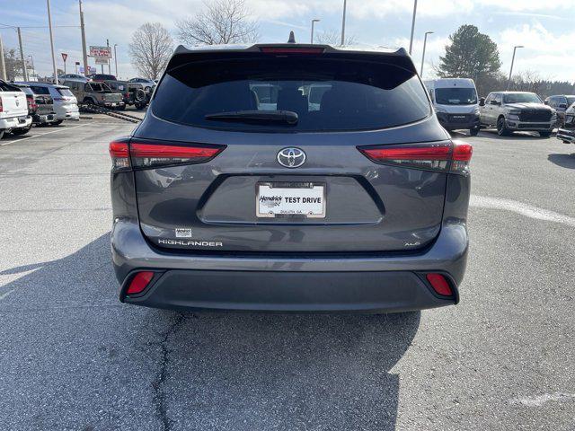 used 2021 Toyota Highlander car, priced at $34,997