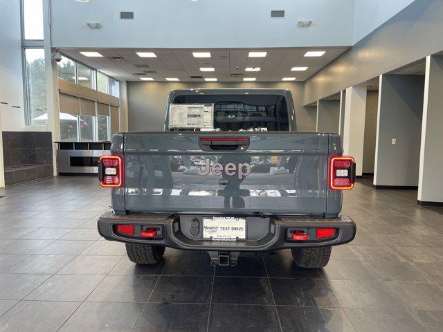 new 2025 Jeep Gladiator car, priced at $51,975
