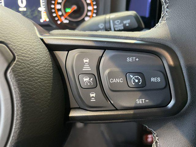 new 2025 Jeep Gladiator car, priced at $49,600