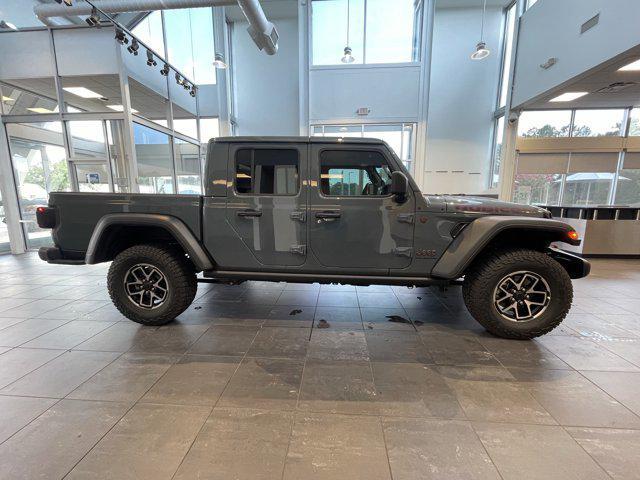 new 2025 Jeep Gladiator car, priced at $49,600