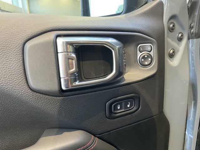 new 2025 Jeep Gladiator car, priced at $51,975
