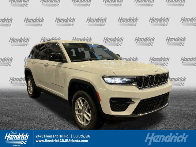 new 2025 Jeep Grand Cherokee car, priced at $38,825