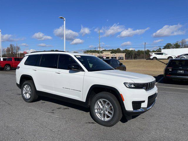 new 2025 Jeep Grand Cherokee L car, priced at $38,330