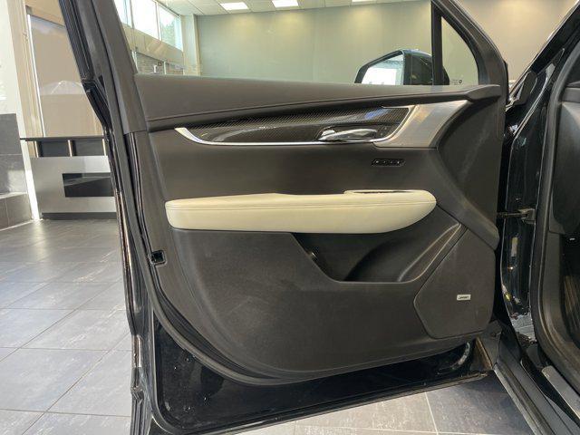 used 2021 Cadillac XT6 car, priced at $30,933