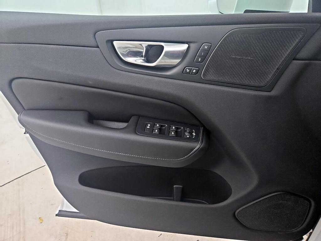 used 2022 Volvo XC60 car, priced at $32,998