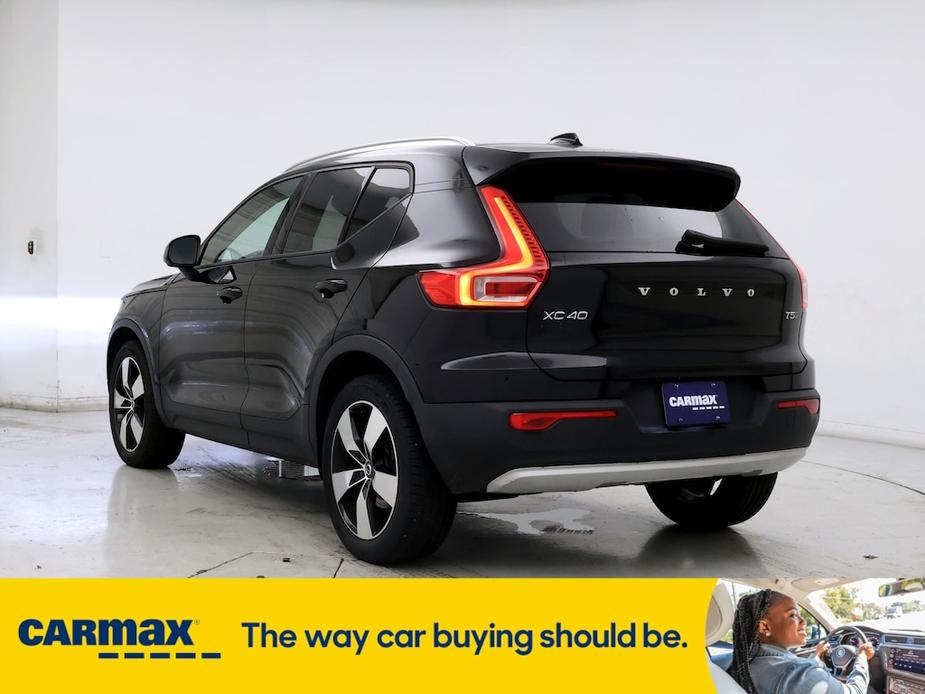 used 2019 Volvo XC40 car, priced at $25,998