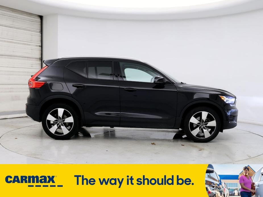 used 2019 Volvo XC40 car, priced at $25,998