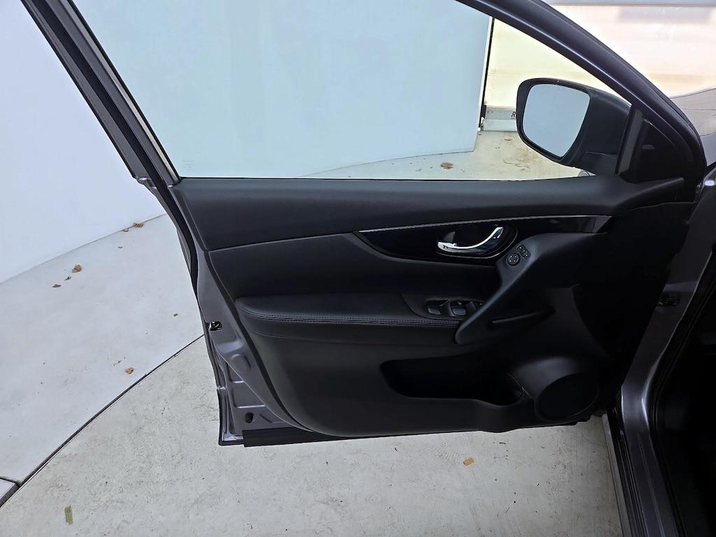 used 2022 Nissan Rogue Sport car, priced at $25,998