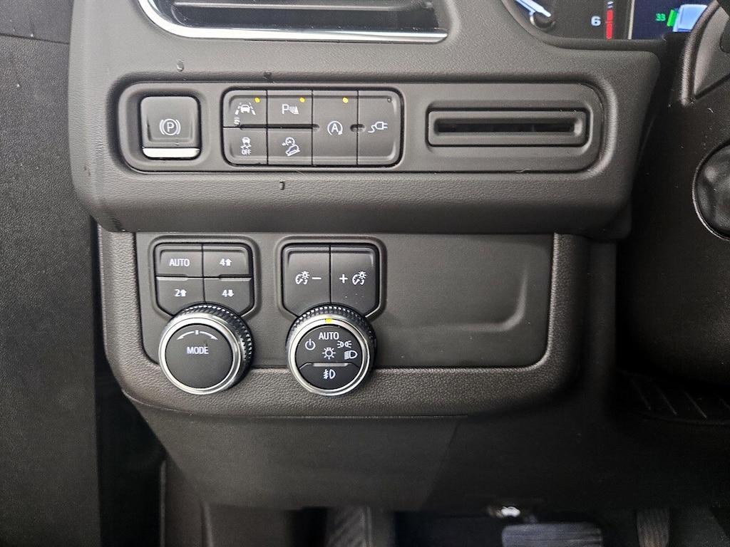 used 2021 GMC Yukon car, priced at $50,998