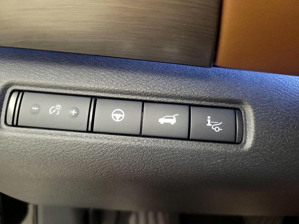 used 2022 Nissan Pathfinder car, priced at $40,998