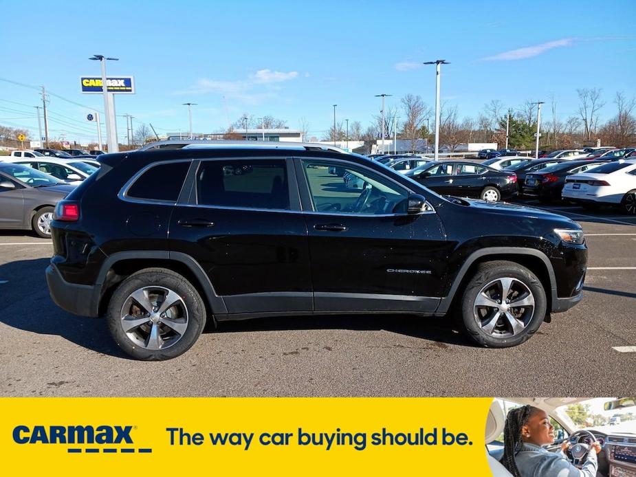 used 2019 Jeep Cherokee car, priced at $23,998