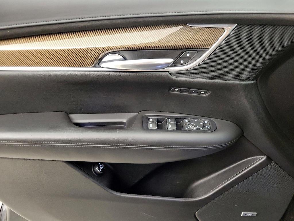 used 2017 Cadillac XT5 car, priced at $20,998
