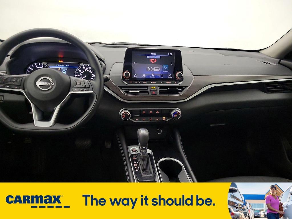 used 2023 Nissan Altima car, priced at $21,998