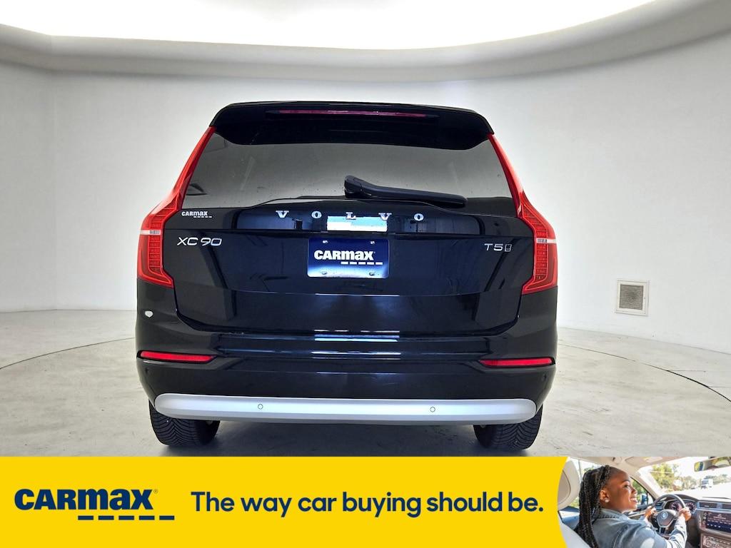used 2022 Volvo XC90 car, priced at $31,998