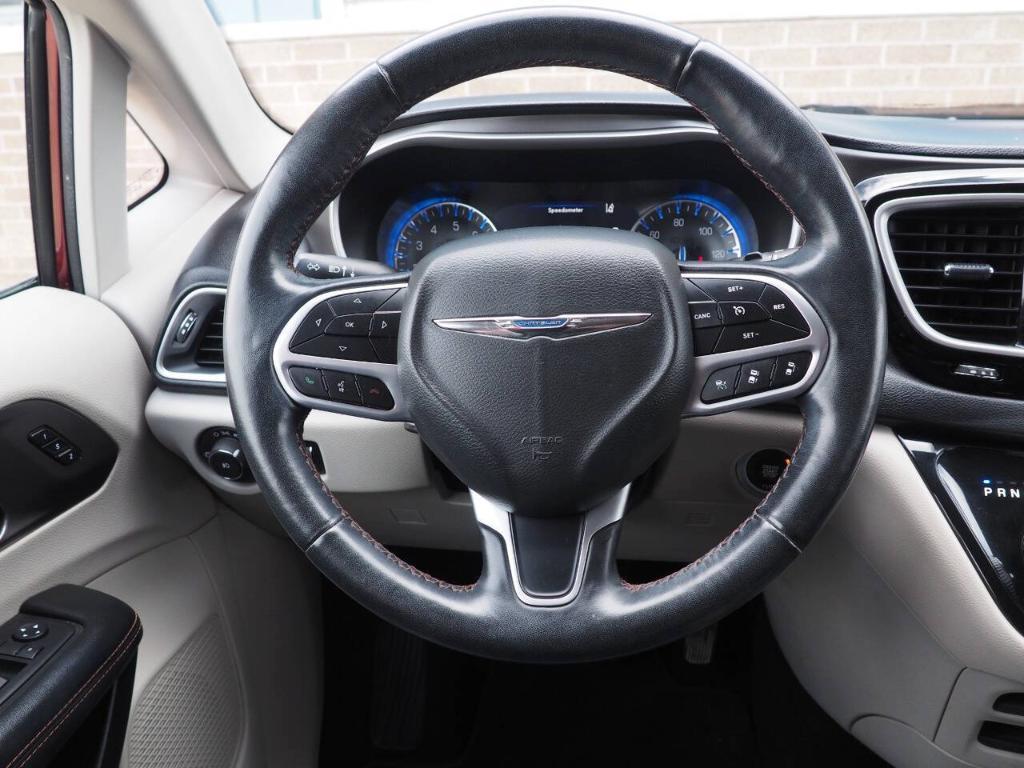 used 2020 Chrysler Pacifica car, priced at $24,885