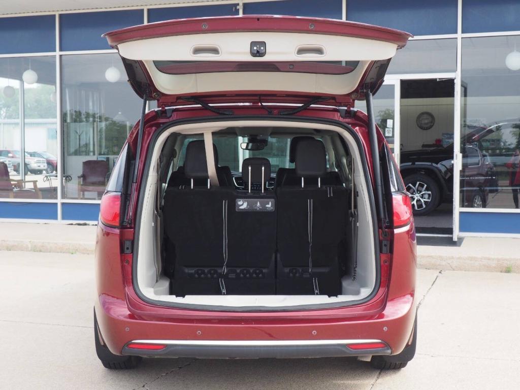 used 2020 Chrysler Pacifica car, priced at $24,885