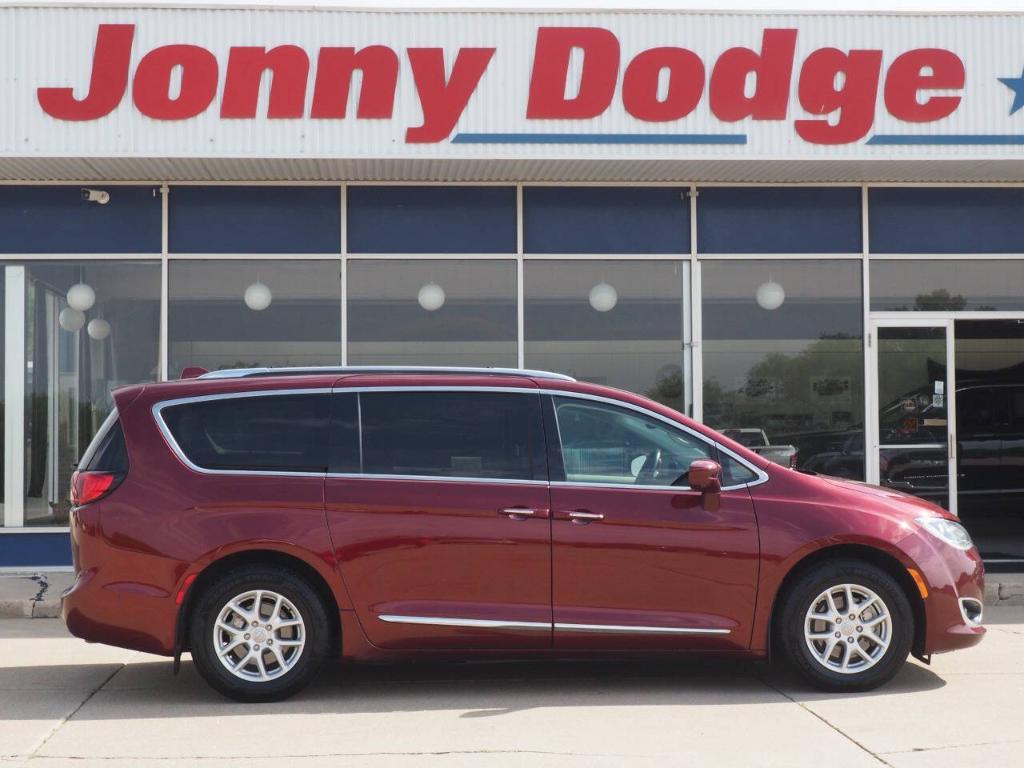 used 2020 Chrysler Pacifica car, priced at $24,885