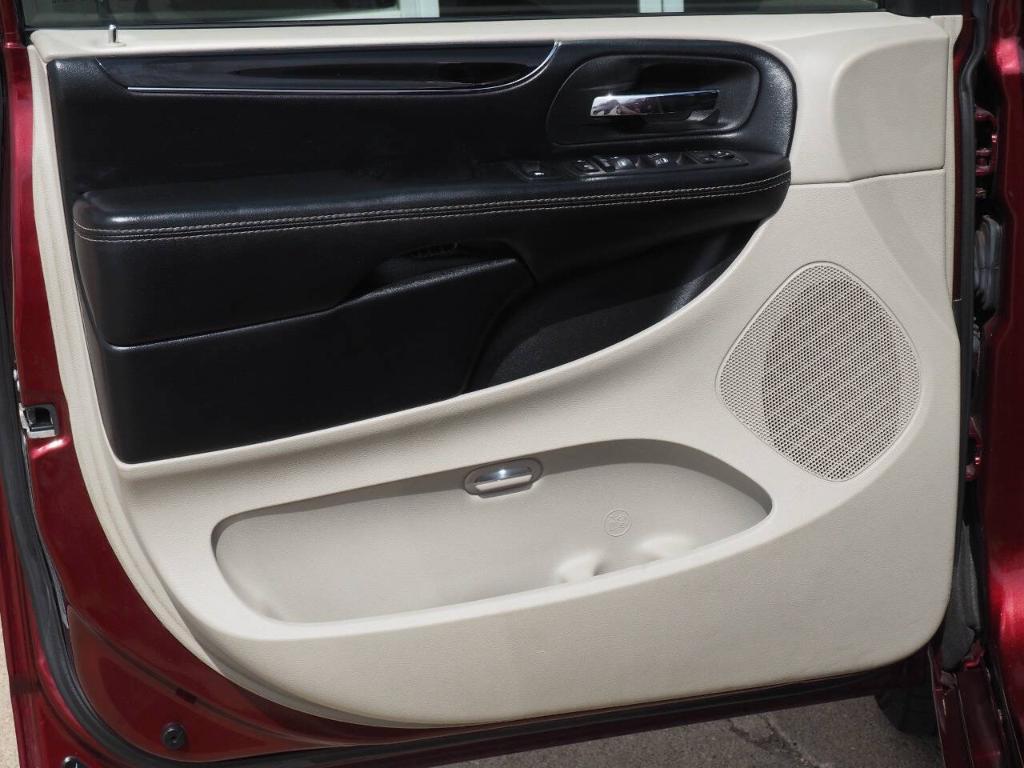 used 2020 Dodge Grand Caravan car, priced at $17,900