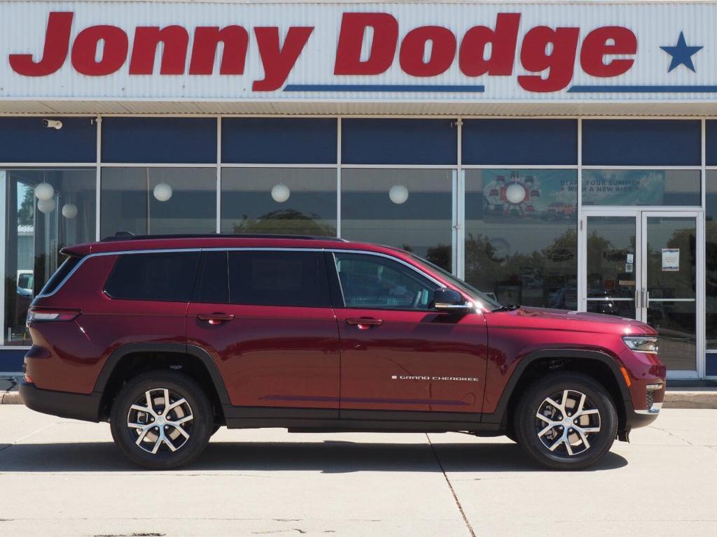new 2025 Jeep Grand Cherokee L car, priced at $45,465