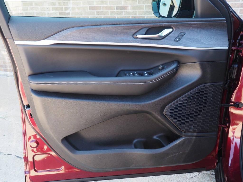 new 2025 Jeep Grand Cherokee L car, priced at $45,465