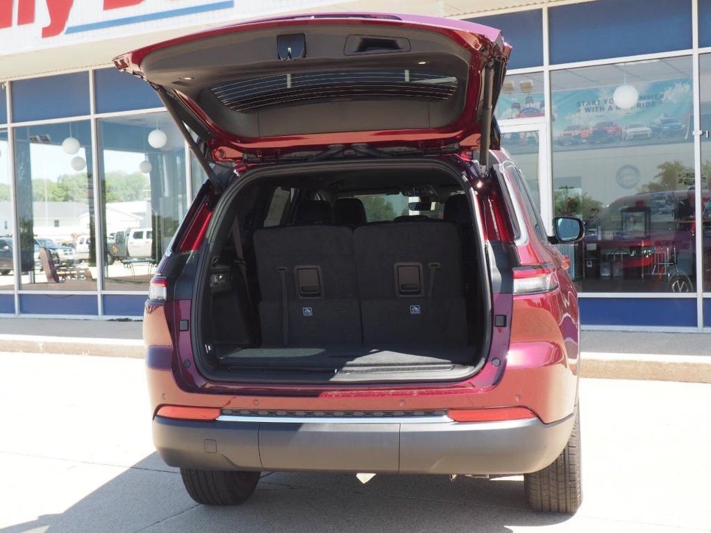new 2025 Jeep Grand Cherokee L car, priced at $45,465