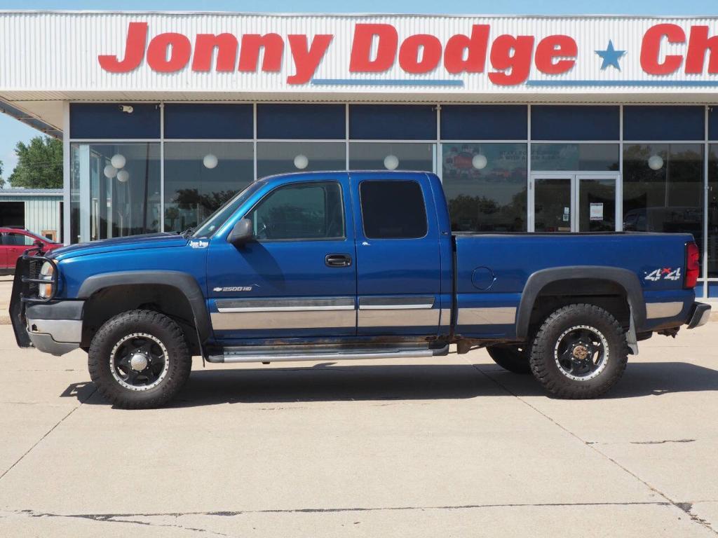 used 2004 Chevrolet Silverado 2500 car, priced at $11,900