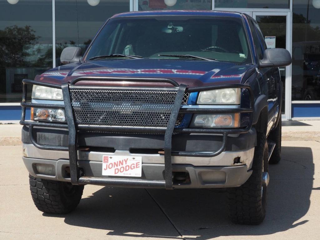 used 2004 Chevrolet Silverado 2500 car, priced at $11,900