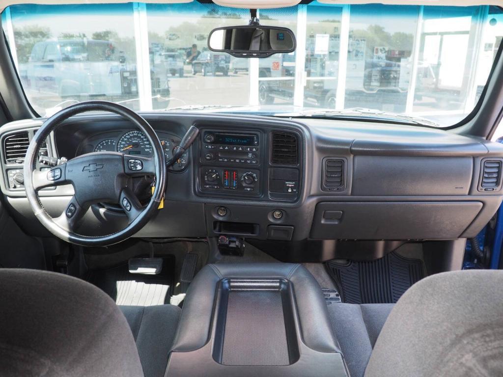 used 2004 Chevrolet Silverado 2500 car, priced at $11,900
