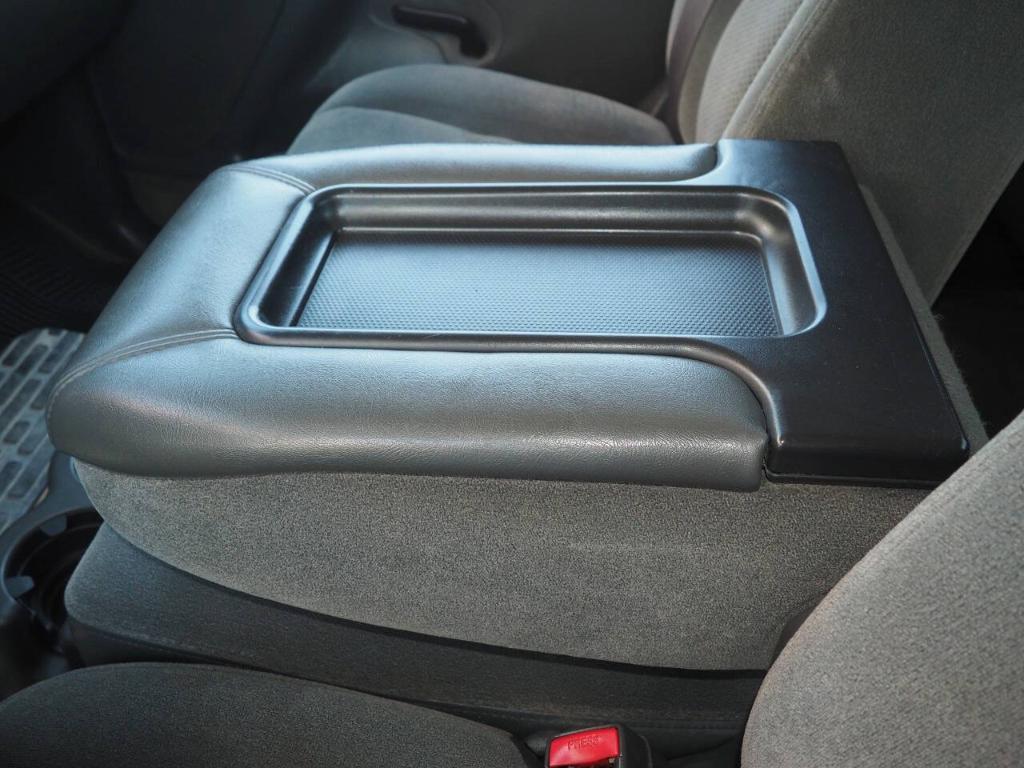 used 2004 Chevrolet Silverado 2500 car, priced at $11,900