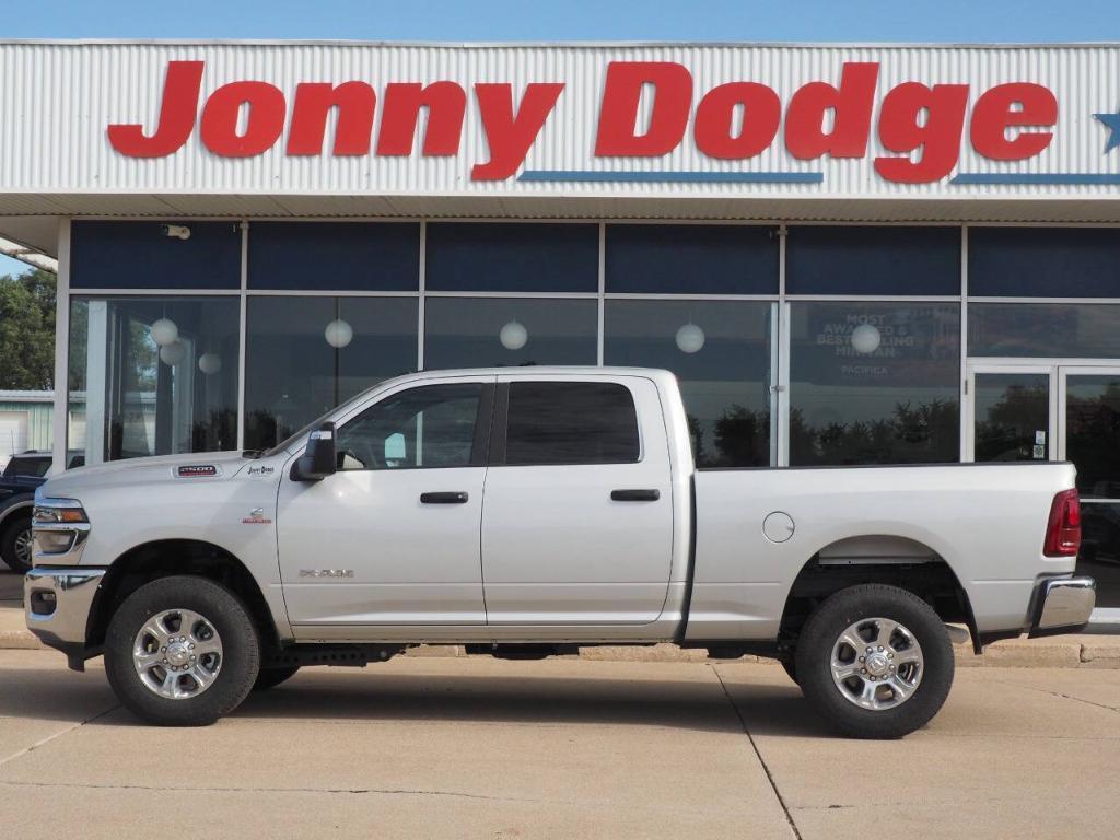 new 2025 Ram 2500 car, priced at $72,375