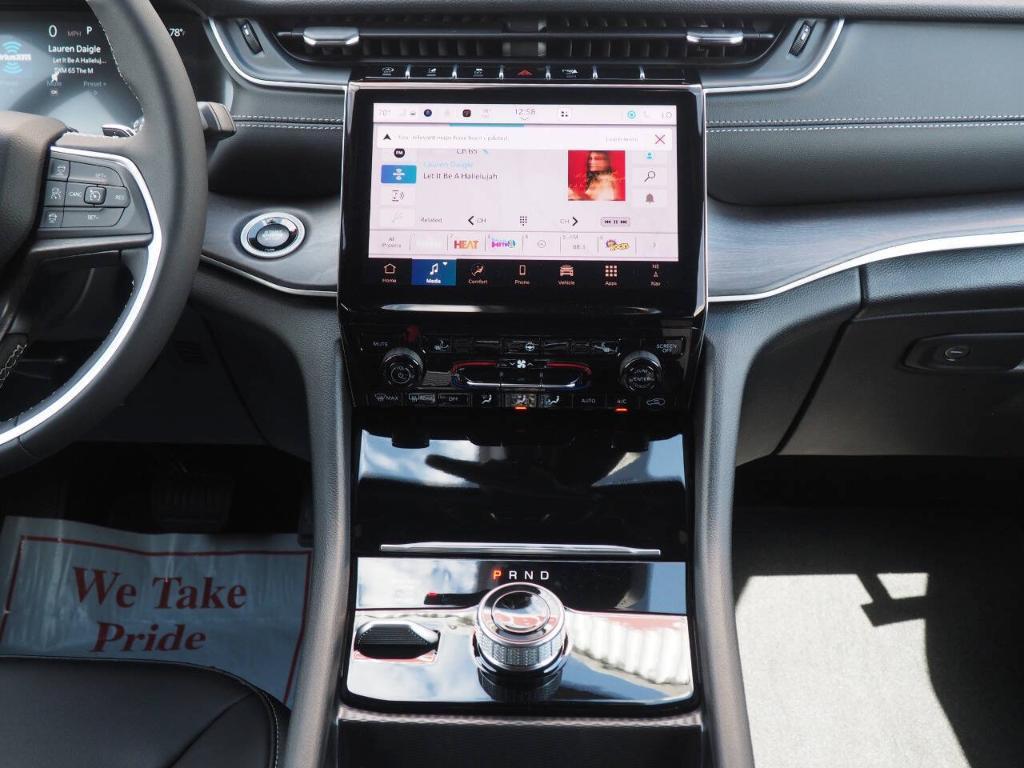 new 2025 Jeep Grand Cherokee L car, priced at $51,625