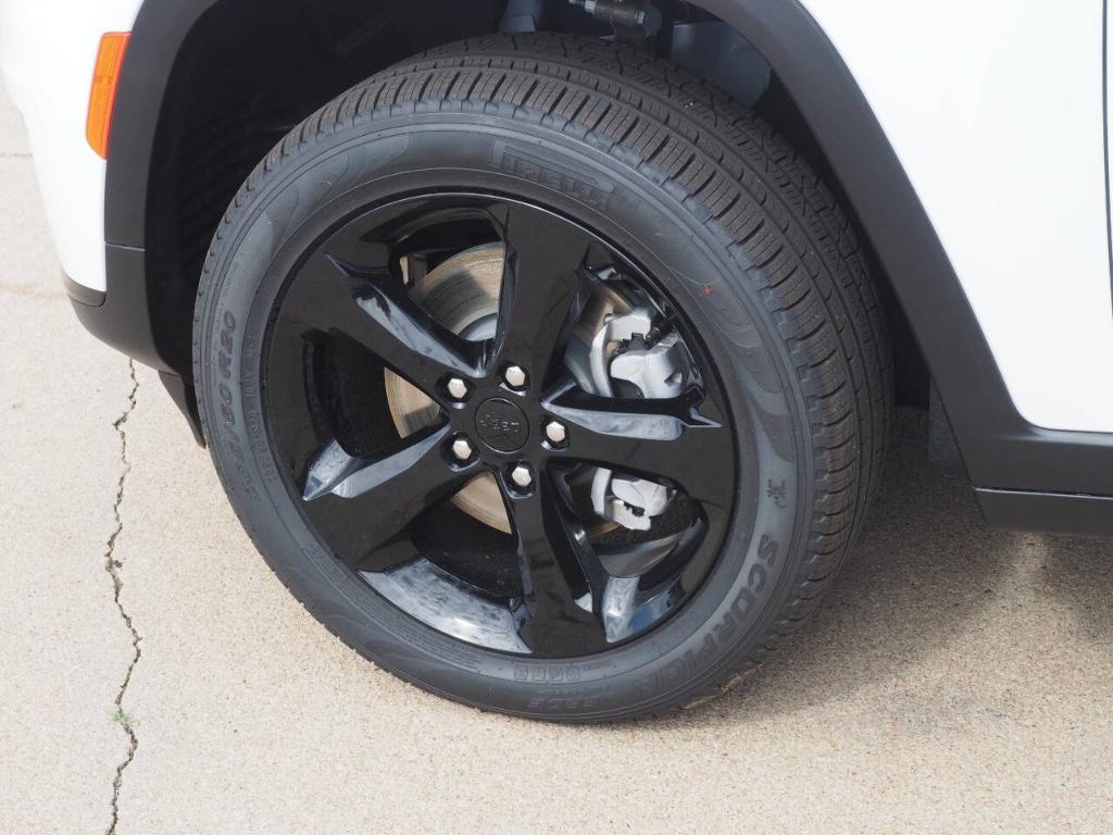 new 2025 Jeep Grand Cherokee L car, priced at $51,625