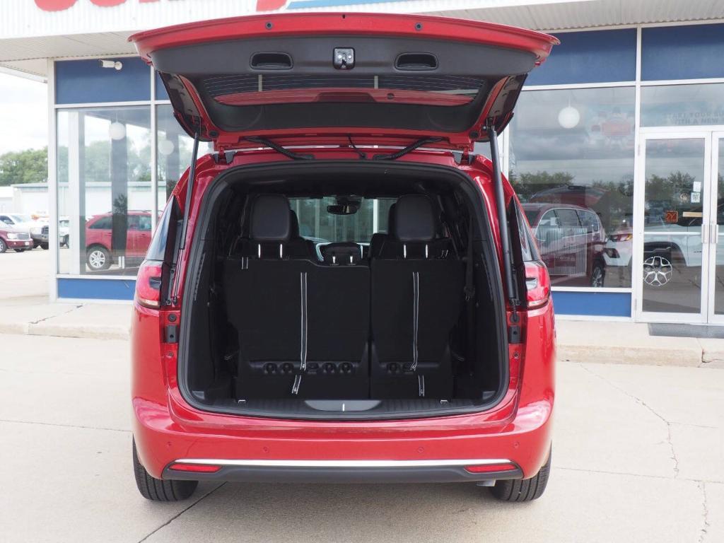 new 2026 Chrysler Pacifica car, priced at $45,205