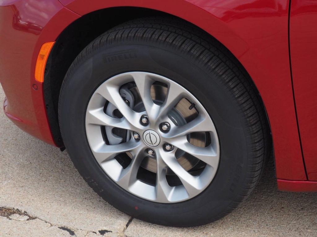 new 2026 Chrysler Pacifica car, priced at $45,205