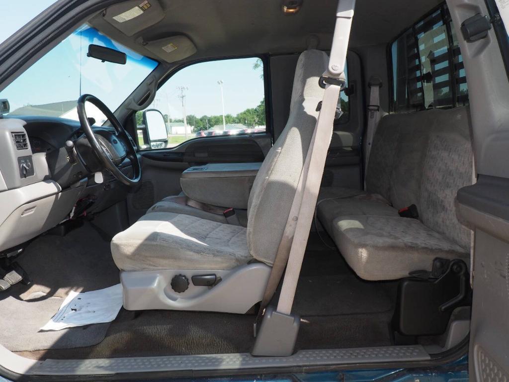 used 2000 Ford F-250 car, priced at $17,950