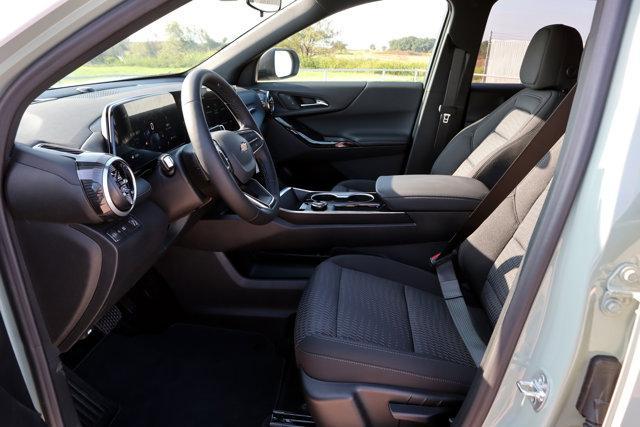 new 2026 Chevrolet Equinox car, priced at $30,490