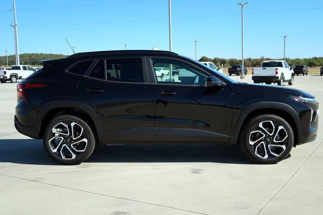 new 2025 Chevrolet Trax car