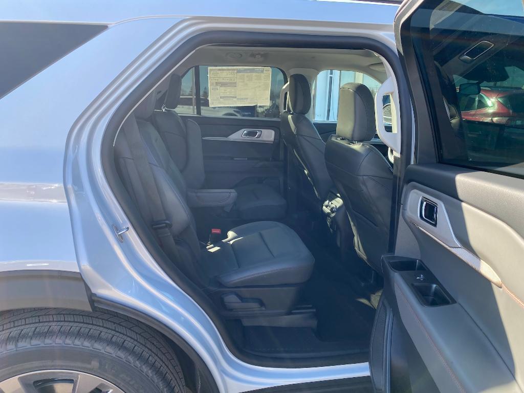 new 2025 Ford Explorer car, priced at $46,227
