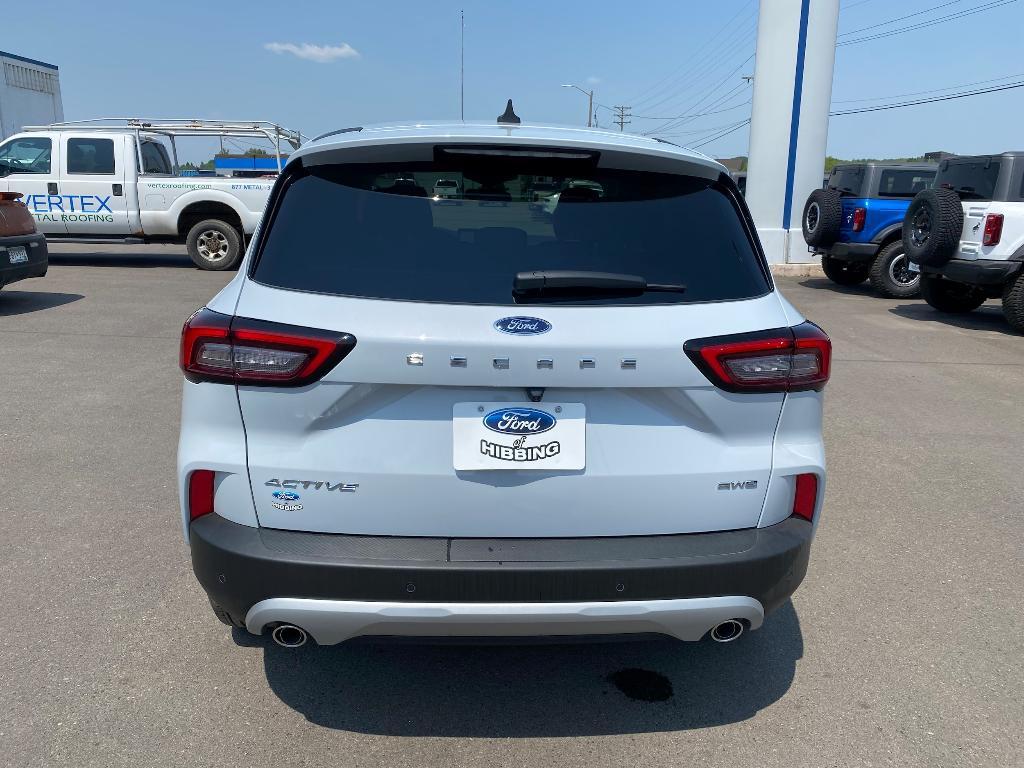 new 2025 Ford Escape car, priced at $31,499