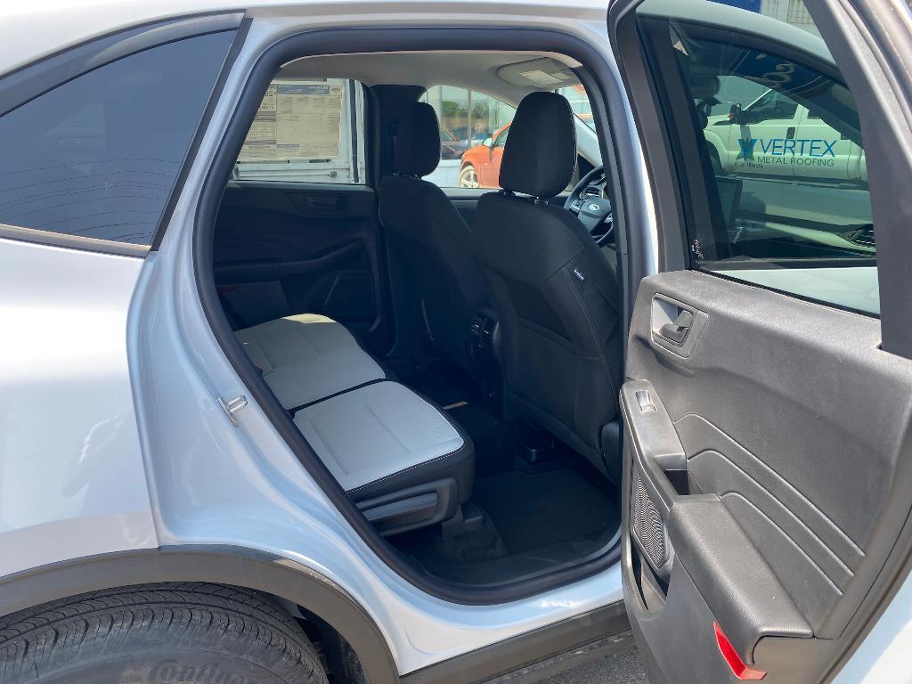 new 2025 Ford Escape car, priced at $31,499